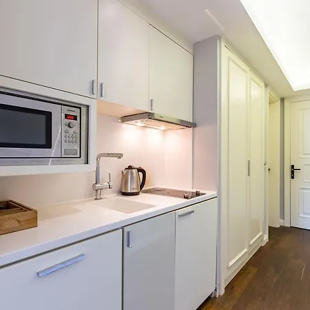 Bright And Cozy Flat Near Taksim Square In Sisli Istanbulská provincie
